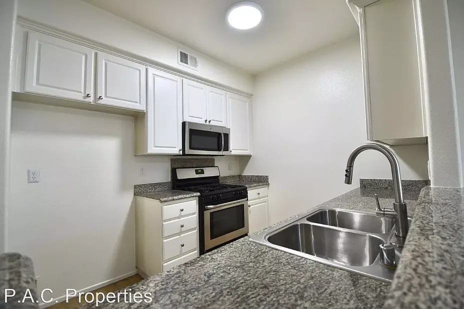 5500 Bonner Ave — Photo 4
