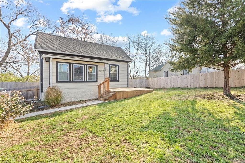 2727 S 8th St, Kansas City, KS 66103 MLS 2465409 Zillow