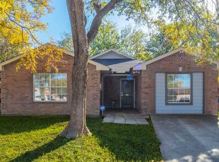 1508 Las Pinas Ct, Dallas, TX 75211