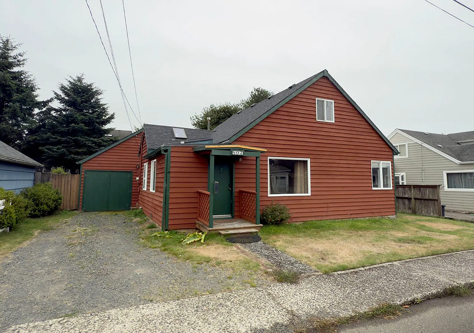 803 6th Ave, Seaside, OR 97138 — Photo 1