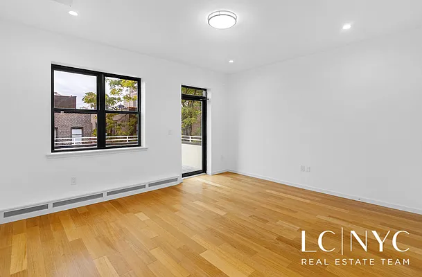 Rented by Keller Williams NYC | media 2