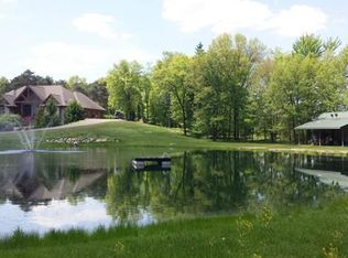 11169 Hyne Rd, Brighton, MI 48114