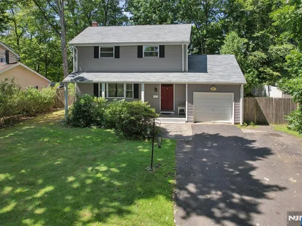 91 Legion Pl, Hillsdale, NJ 07642