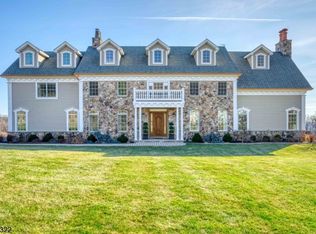 7 Hillview Dr, Califon, NJ 07830