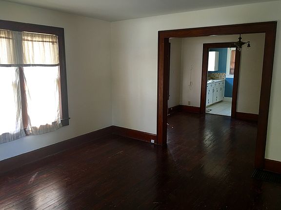 Living Room/Dining Room