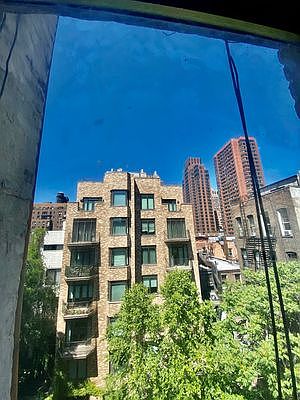 3rd image of 169 E 92nd St APT E2