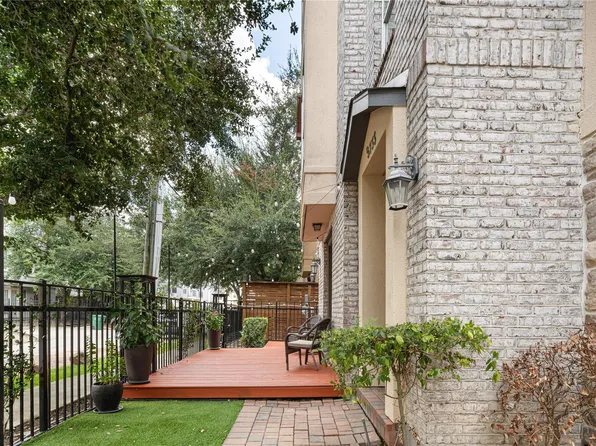 5733 Kansas St, Houston, TX 77007