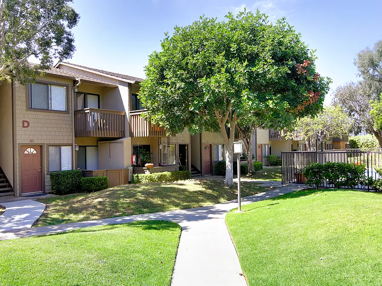 Westlake Village — Photo 11
