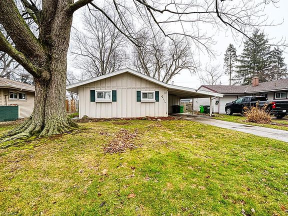 2nd image of 492 Abbyshire Dr