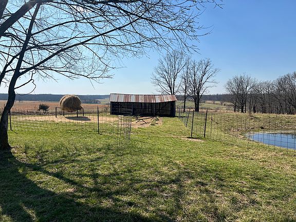 5th image of 22177 Midvale Road