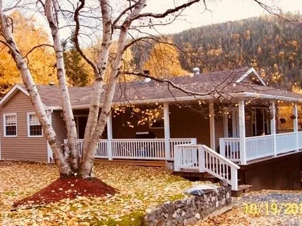 9 Bear Head Road, Corner Brook, NL A2H4A1