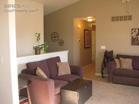4th image of 2910 Rock Point Dr