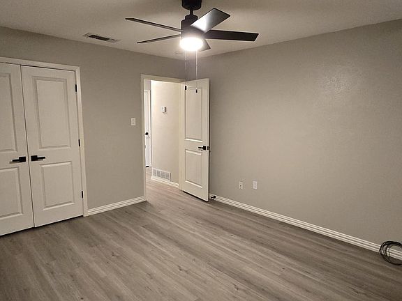 5th image of 2304 Westchester Dr APT A