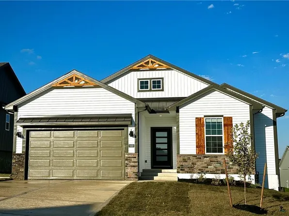 3928 NW 95th Ter, Kansas City, MO 64154