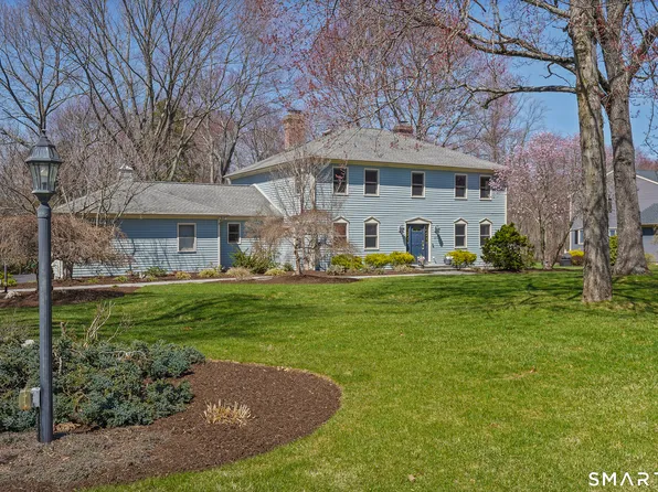 21 Shawnee Lane, Monroe, CT 06468