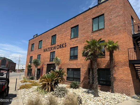 400 S Water Street Suite 302, Elizabeth City, NC 27909