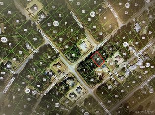 8112 N Voyager Dr, Citrus Springs, FL 34433