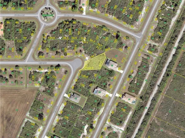 133 Wright Dr, Rotonda West, FL 33947