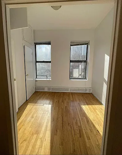 451 W 46th St #5D Photo 1
