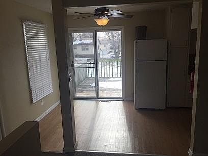 2nd image of 1611 Crosby Ln #1611