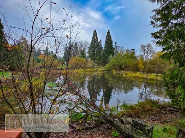 3635 SW 87th Ave APT 17, Portland, OR 97225