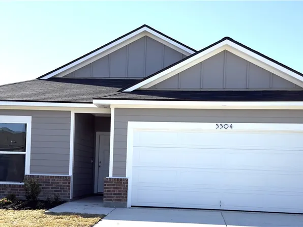 5504 Harriet St, Bryan, TX 77807