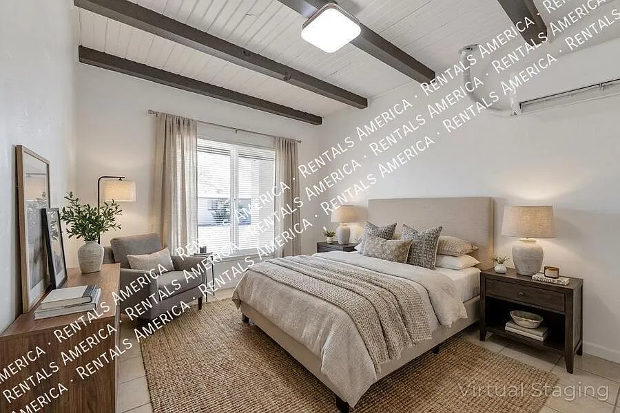 Charming 1 Bed / 1 Bath in Central Tucson — Photo 2