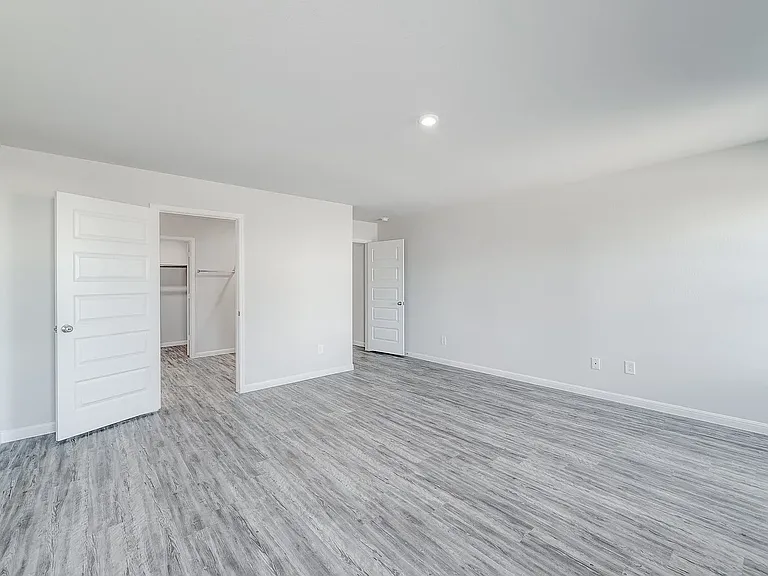 868 Eagles Nest Dr — Photo 9