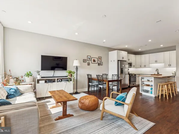 1235 N 5th St #2, Philadelphia, PA 19122