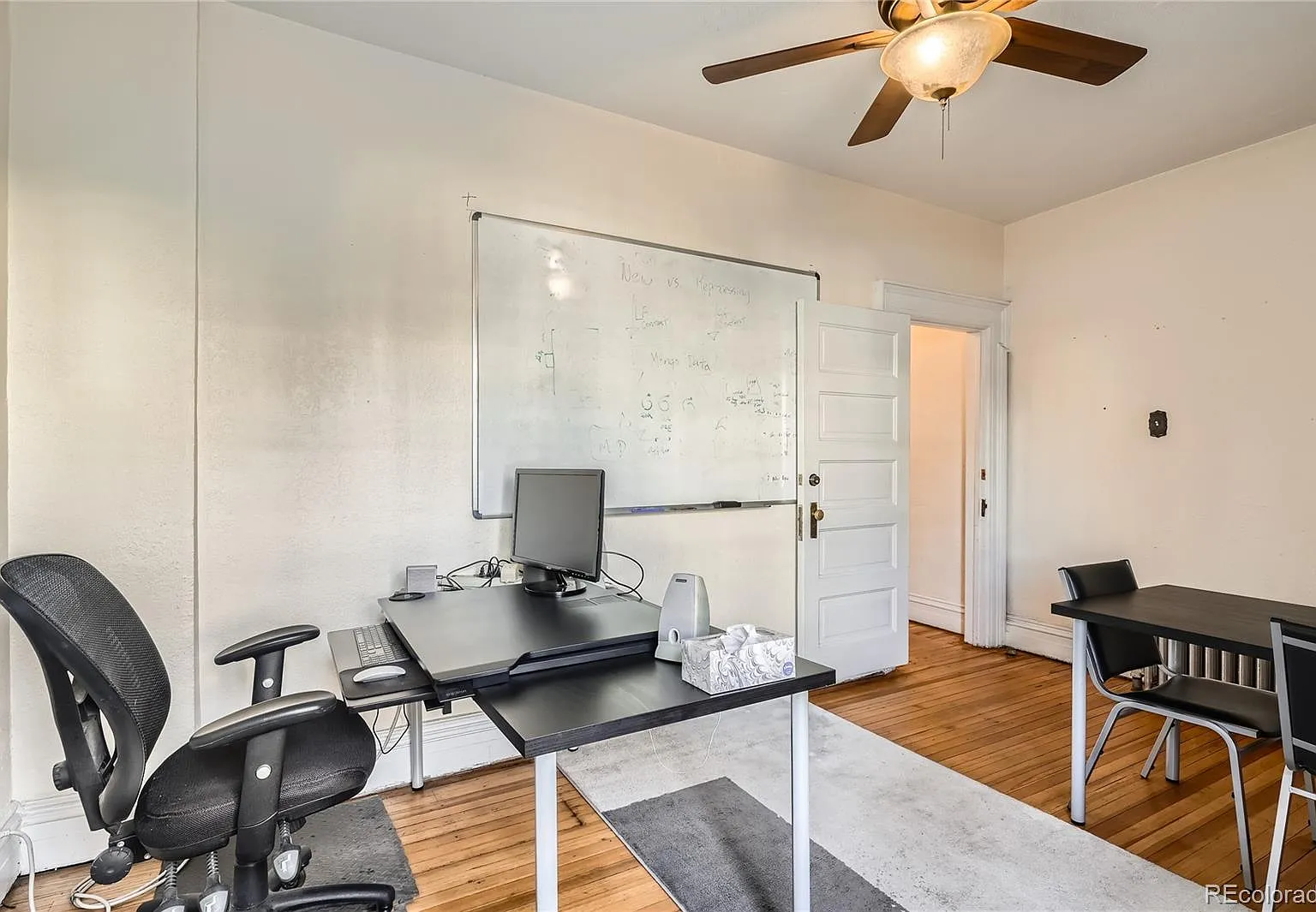 7 bed, 6247 sqft, $8,800 — Photo 4