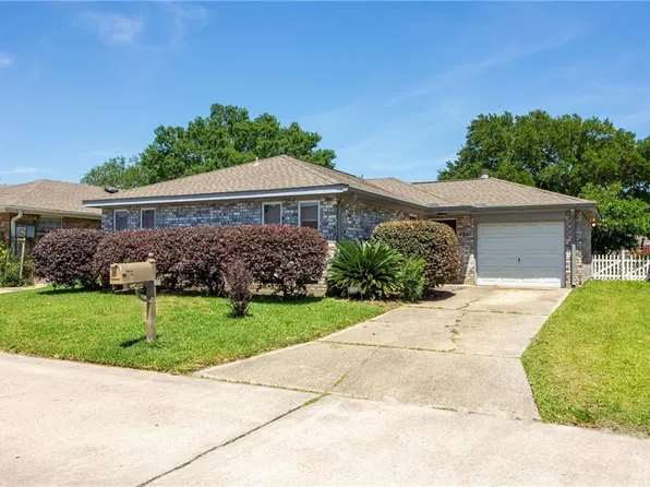 104 Jane Ln, Saint Rose, LA 70087
