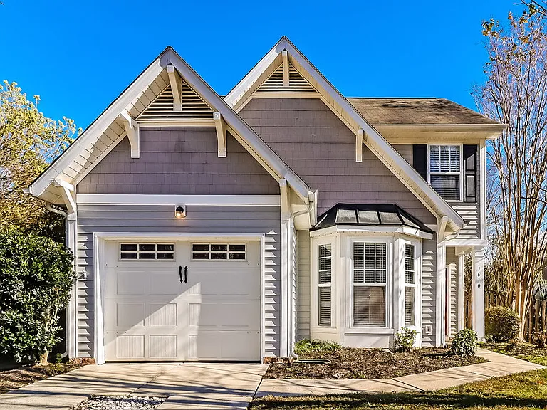 1610 Bitter Creek Dr — Photo 1