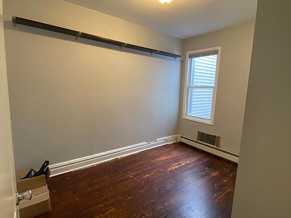 2nd image of 166 Lexington Ave APT 3