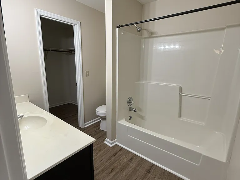 8611 Leatherwood Trl — Photo 17
