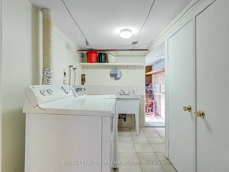 160 Shanly St #MAIN LOWER — Photo 28