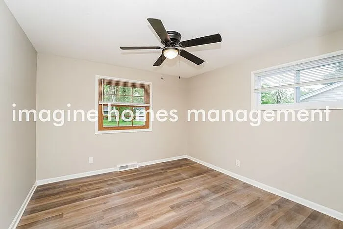 7481 Primrose Dr — Photo 9