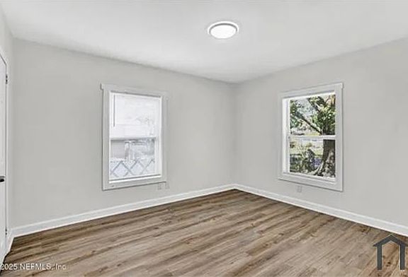 2nd image of 1056 Ontario St