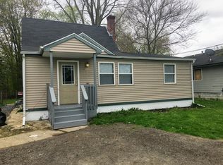 3213 W Jolly Rd, Lansing, MI 48911