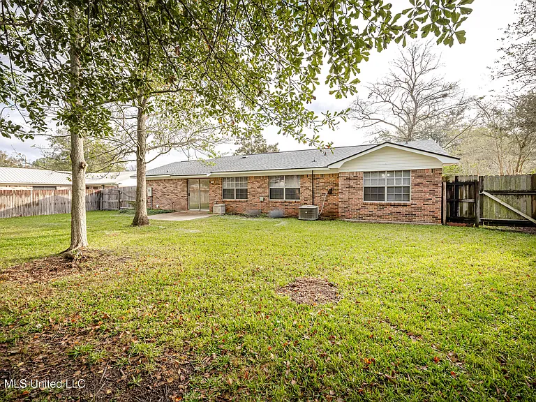 1213 King Henry Dr — Photo 57