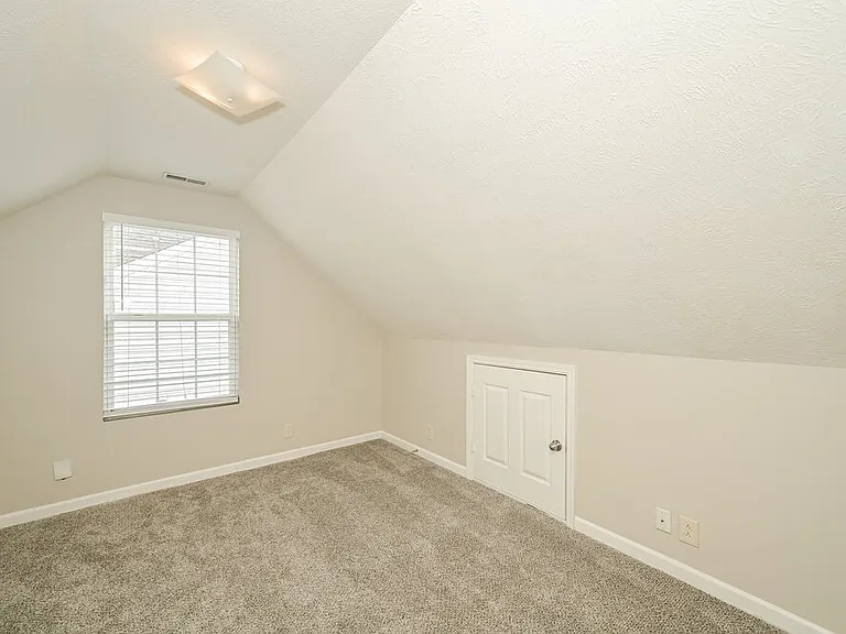 1440 Westview Dr — Photo 14