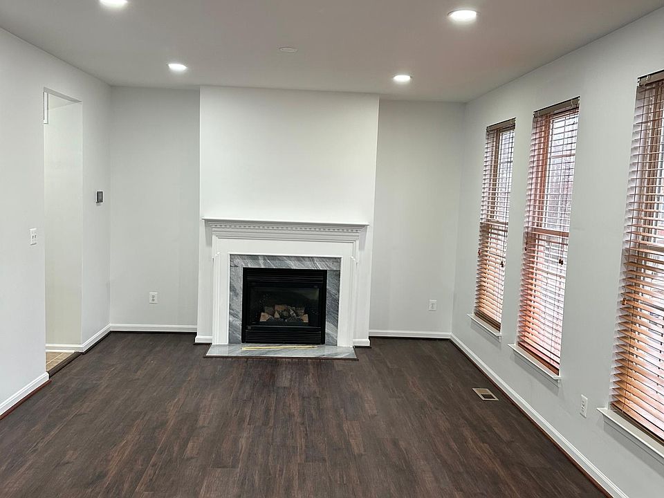 Living Room with Fireplace