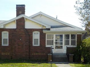 1717 Olive Ave, Mattoon, IL 61938