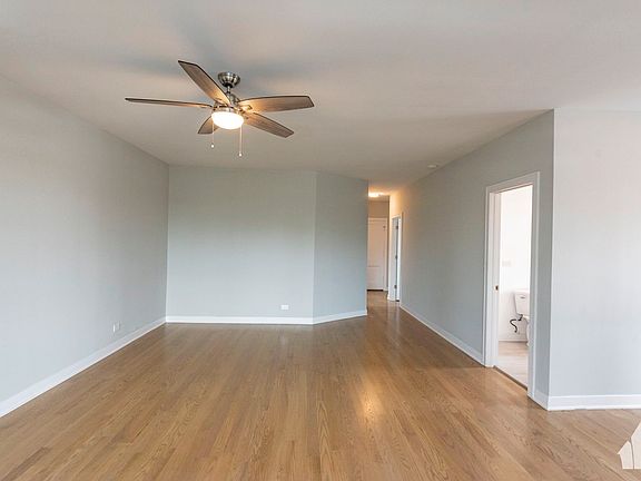 5th image of 3924 N Keeler Ave #1