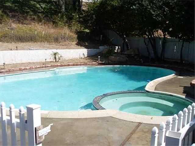 2nd image of 30040 Del Mar Ct