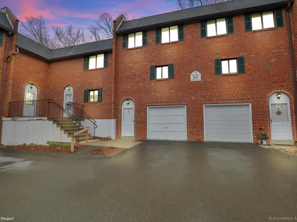 550 Darling Street #42G, Southington, CT 06489