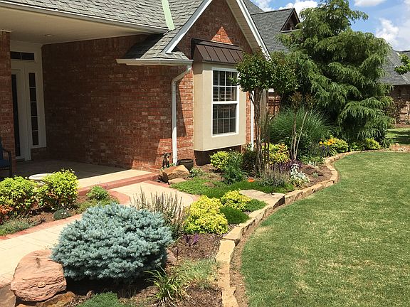 2nd image of 2713 SW 124th Ter
