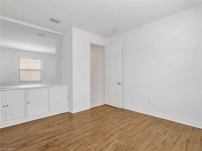 10008 Chesapeake Bay Dr — Photo 25