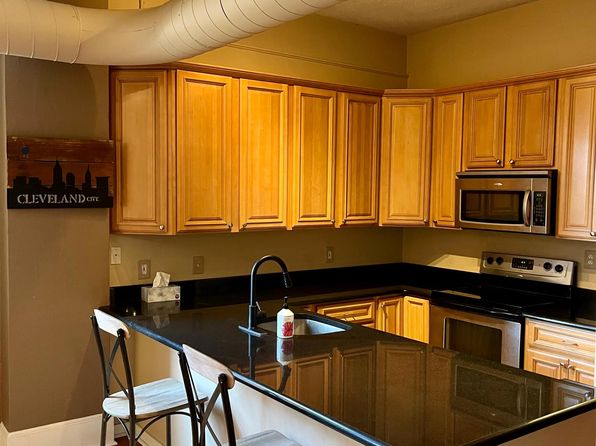 750 Prospect Ave E APT 304