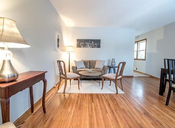 Living Room with great floors