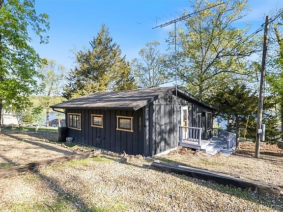 Parking and front door.